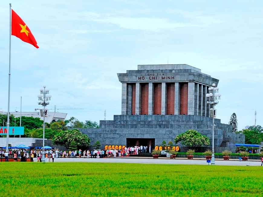 Lăng Chủ Tịch Hồ Chí Minh - Nơi Yên Nghỉ Của Vị Cha Già Dân Tộc